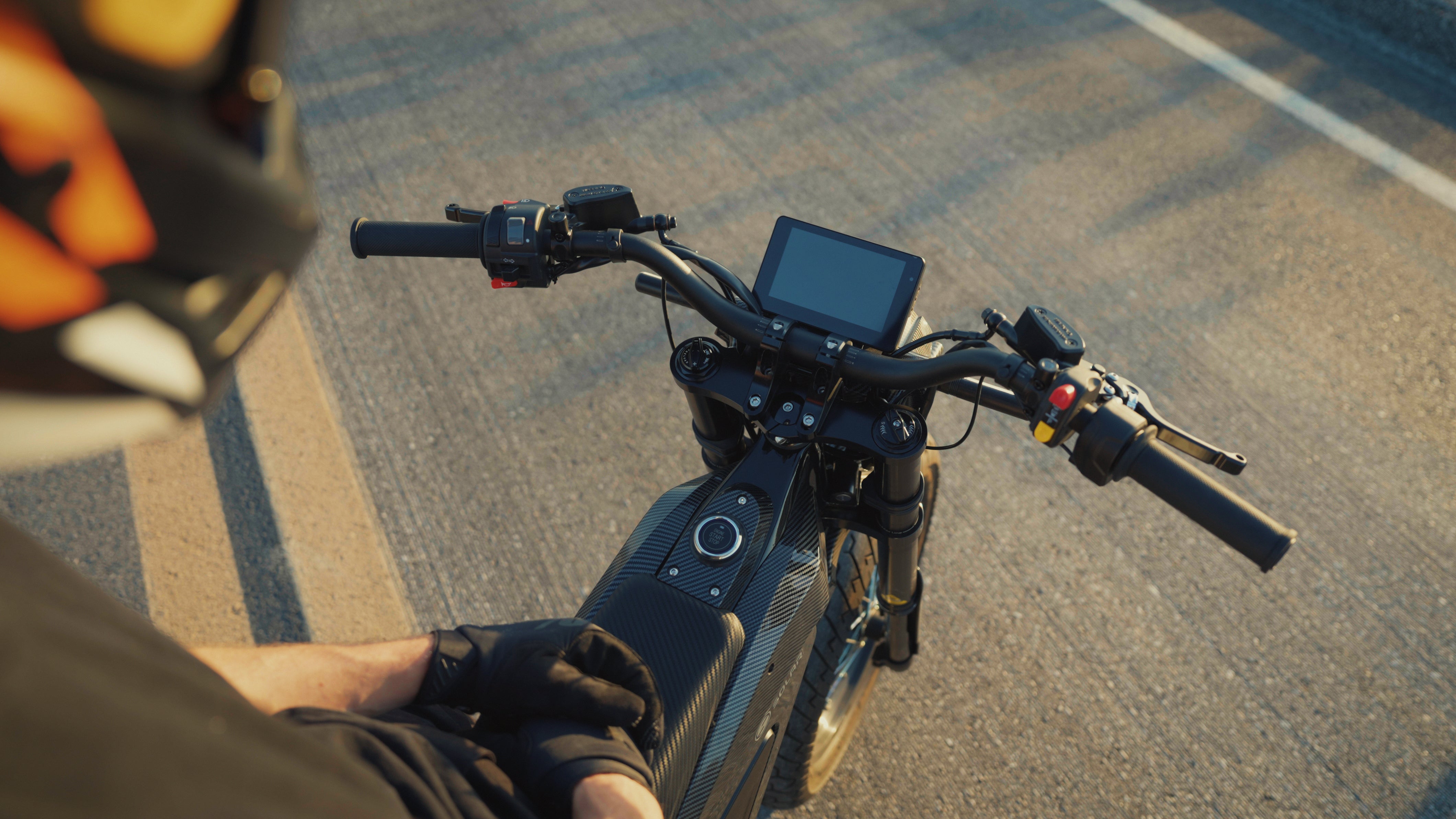 CARPLAY ANDROID AUTO